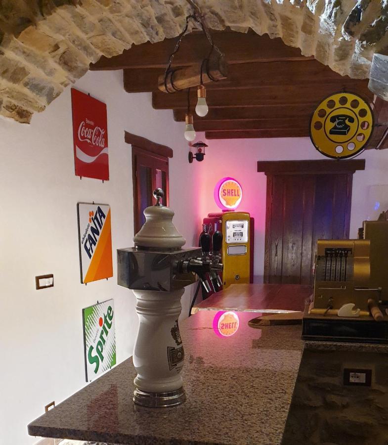 Il Santo Graal Villa Triora Eksteriør billede